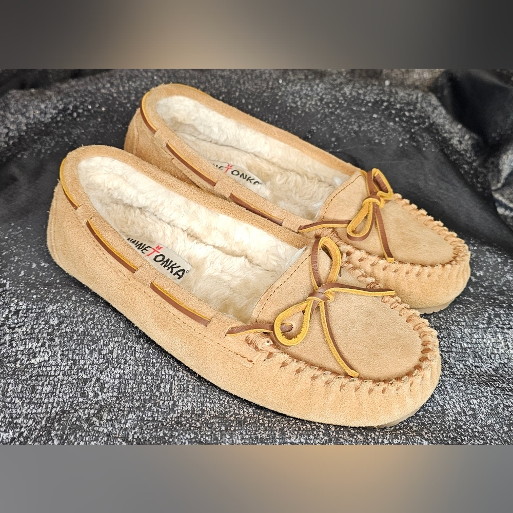 Minnetonka Cally Slipper Cinnamon Size 7!